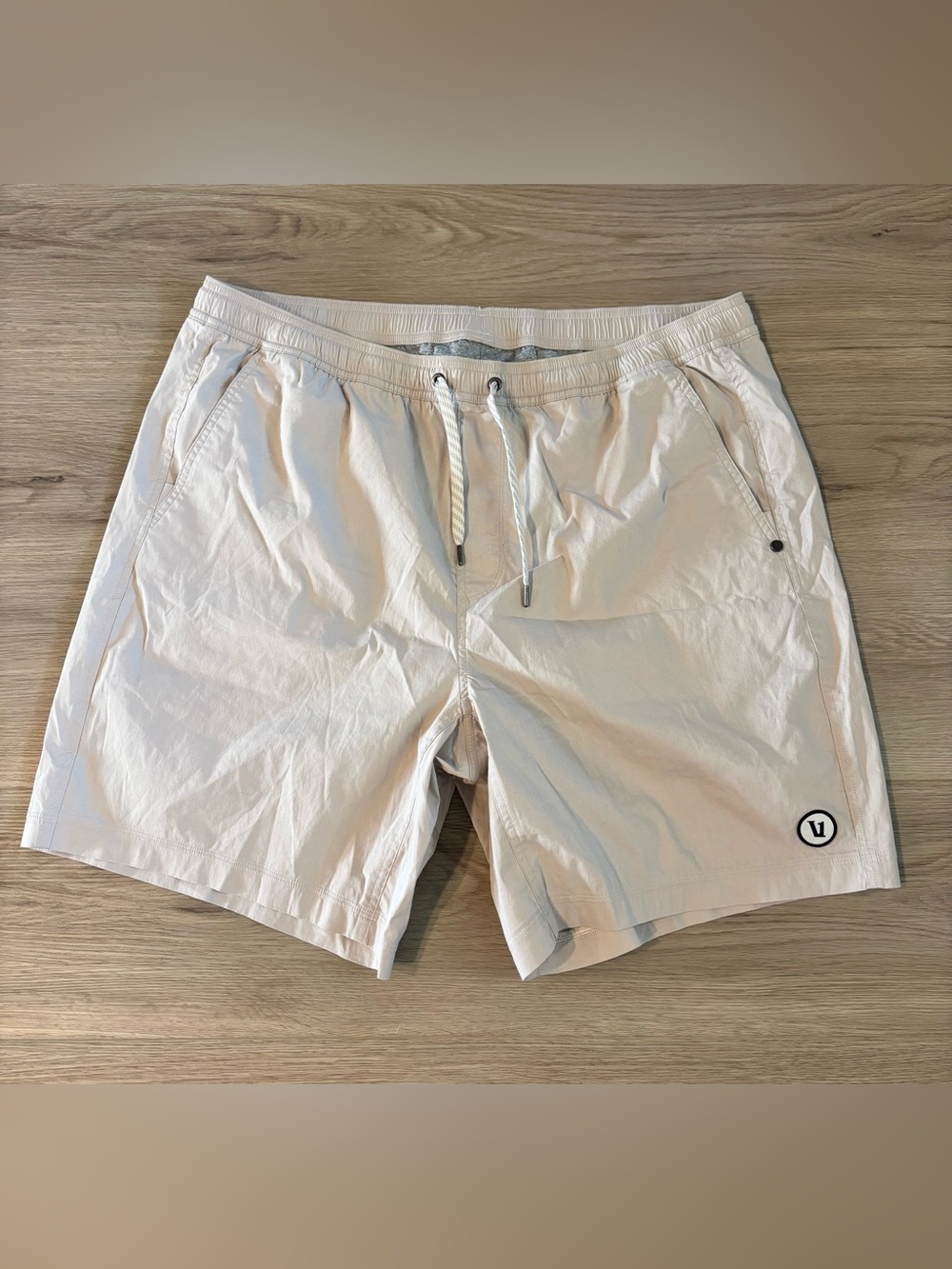 Vuori Mens Kore Short Light Beige Shorts - Drawstring Waist MSRP $78